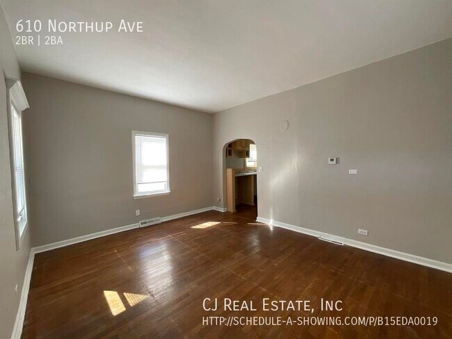 Photo - 610 Northrup Ave