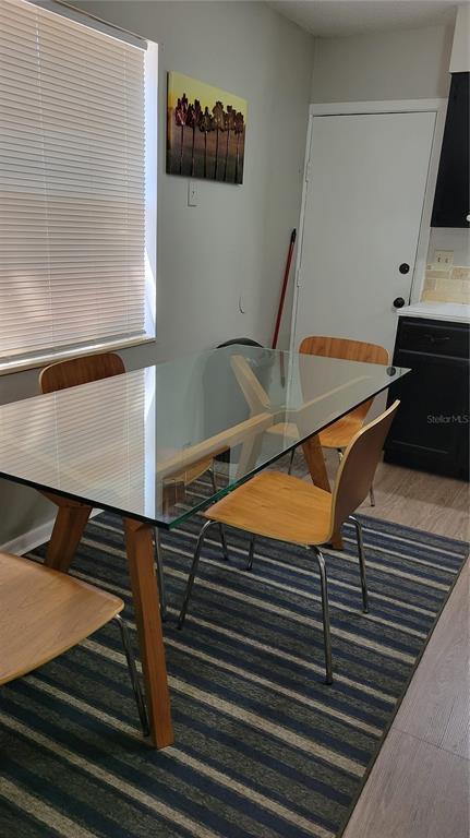 Photo - 4464 17th St W