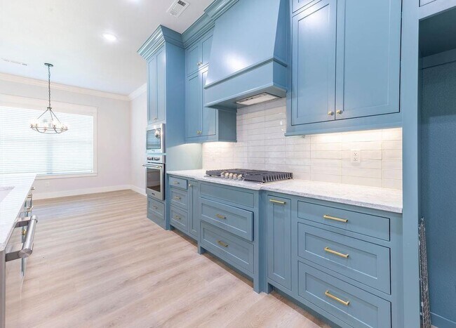 Photo - 714 King Arthur Dr