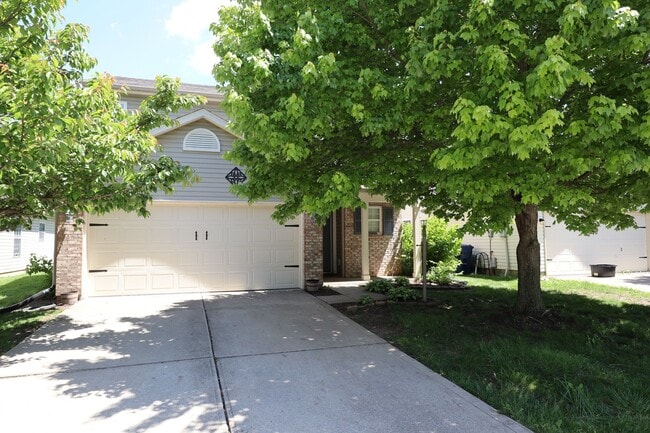 Building Photo - 3 Bedroom Noblesville Home!
