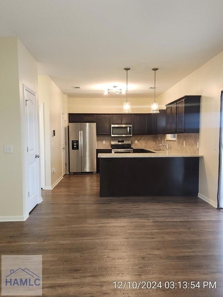 Photo - 73 Labrador Ln