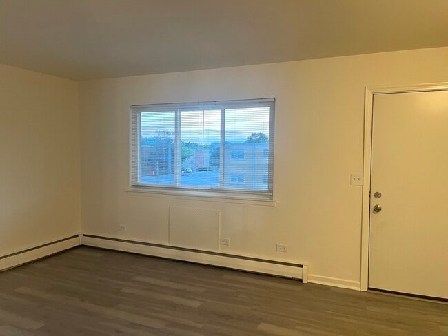 Photo - 627 S Blanchard St Unidad B3