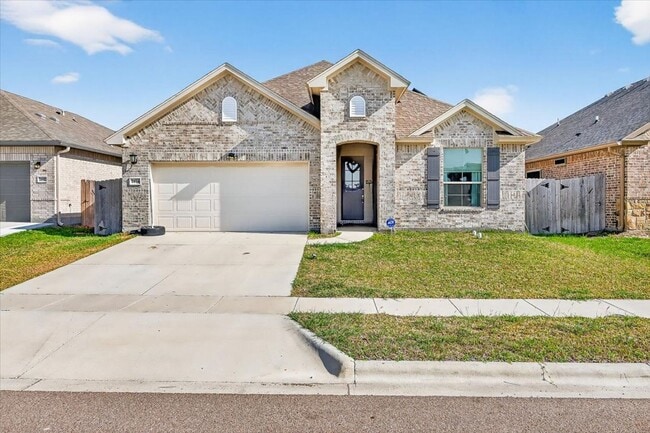 Building Photo - 2614 Vista del Sol