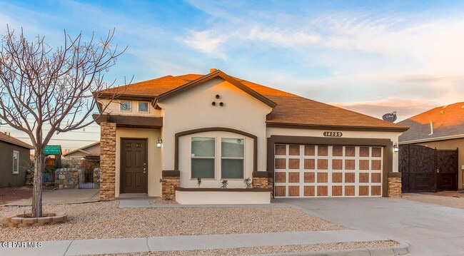 Building Photo - 14289 Desert Sky Dr Rental