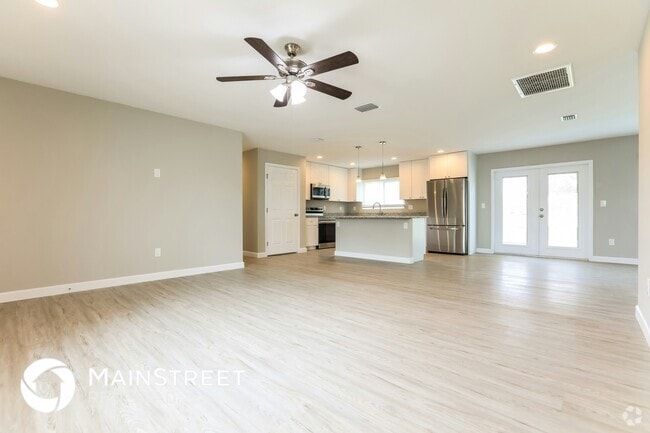 Building Photo - 5292 Trekell St Rental