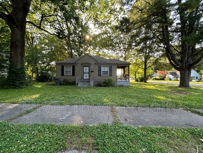 Photo - 893 Freeman St Casa