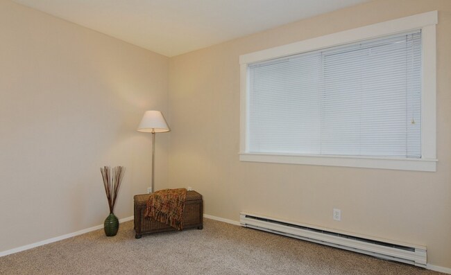 Photo - 3626 14th Ave W Unit 204