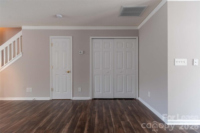 Photo - 109 Forester St