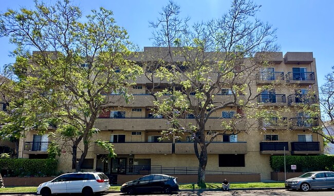 Exterior - 8722 Burton Way Apartments