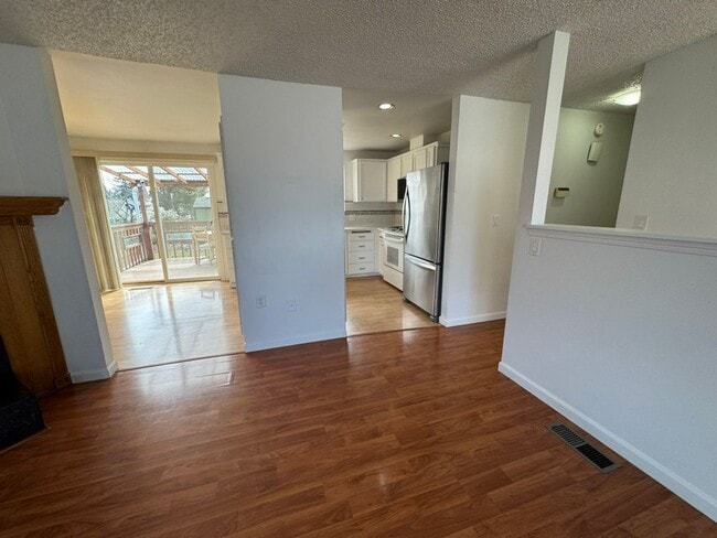 Photo - 4Bd/2.25Ba Kent House