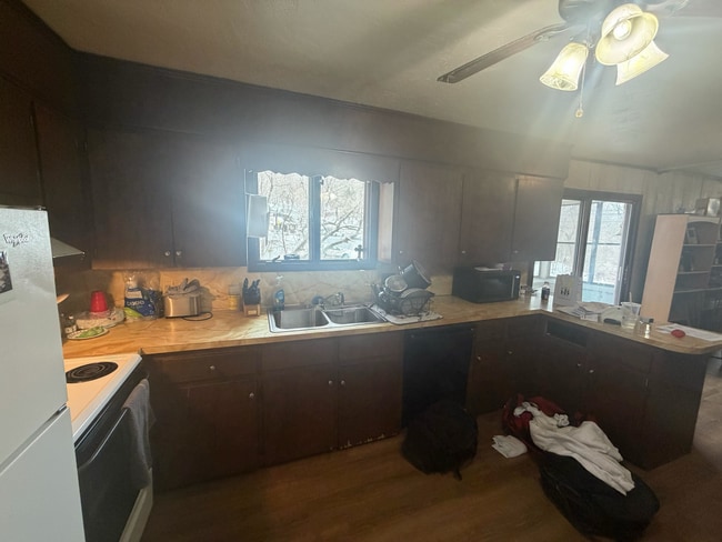 Photo - 21 Mechanics St Unit 2