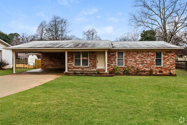 Building Photo - 512 Woodland Rental