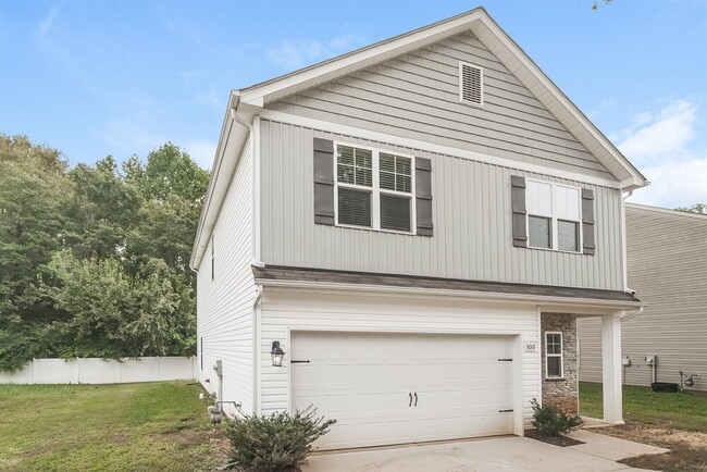 Photo - 3018 Hubbard Rd