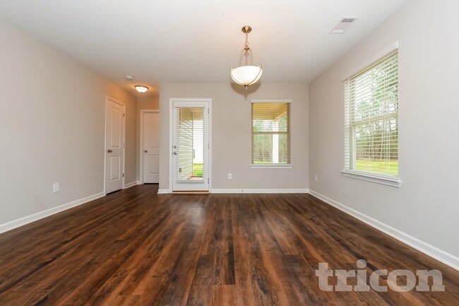 Photo - 90 Hanley Mill Dr