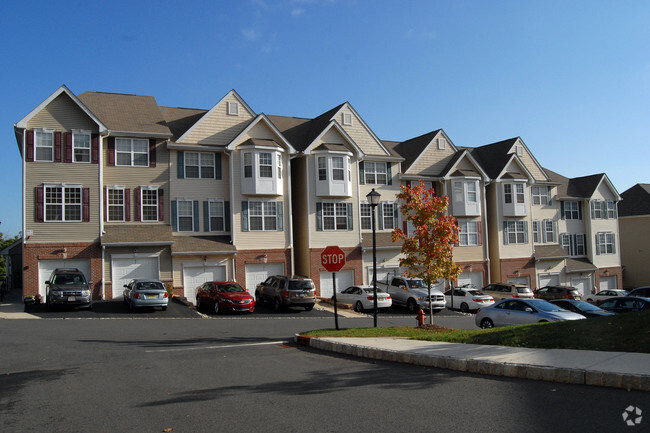 Heights Of Lebanon Apartments - Townhomes for Rent - Lebanon, NJ ...