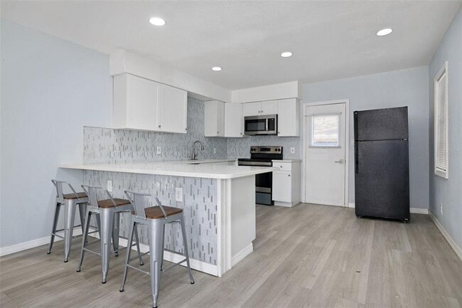 Photo - 524 6th Ave NE