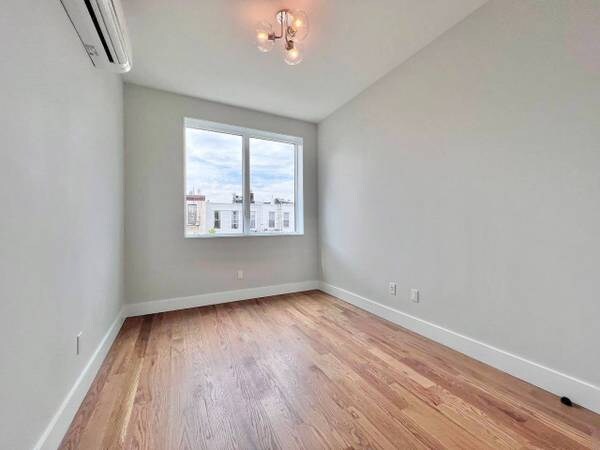 Photo - 1477 Greene Ave Unit 1L