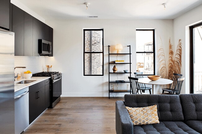 Photo - 1847 N Humboldt Blvd Unit 205