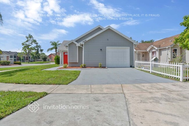 Building Photo - 3434 Coachlight Dr