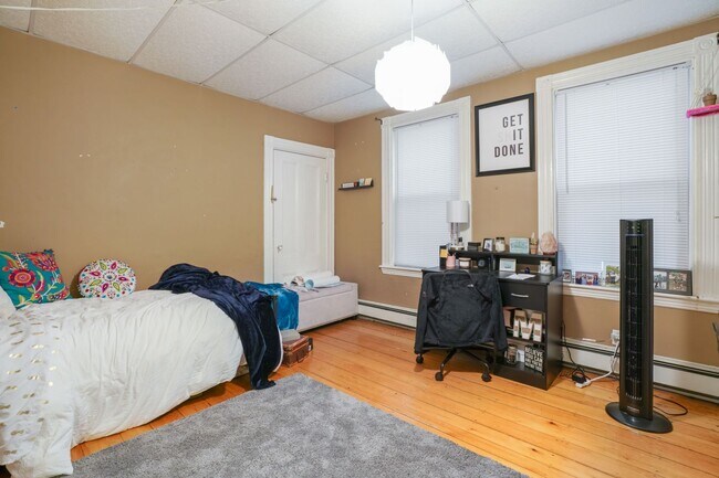 Photo - 68 Calumet St