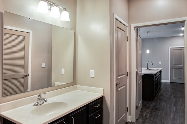 Photo - Edmond Senior