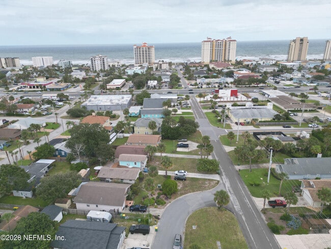 Photo - 435 10th Pl S