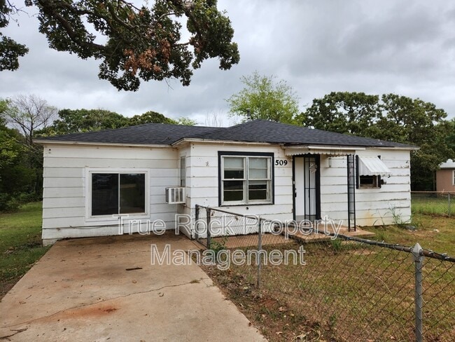 Photo - 509 N Division St