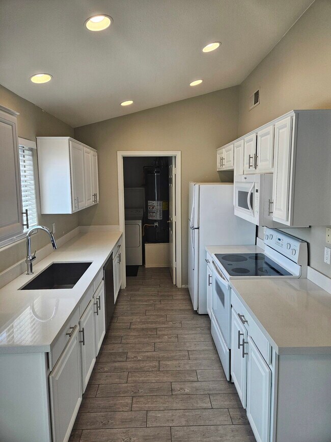 Photo - 7520 E Earll Dr Unit 47