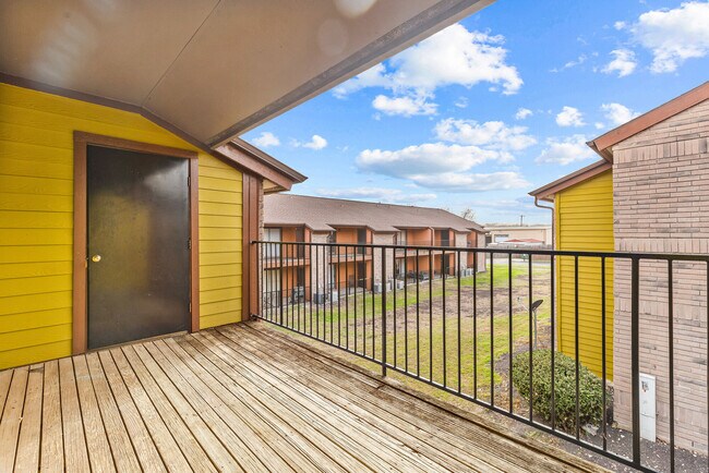 Photo - Towne East Village Apartment Homes