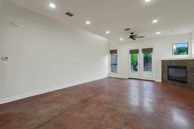 Photo - 5631 Longview St