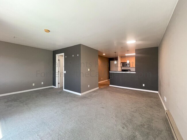 Photo - 6400 Christie Ave