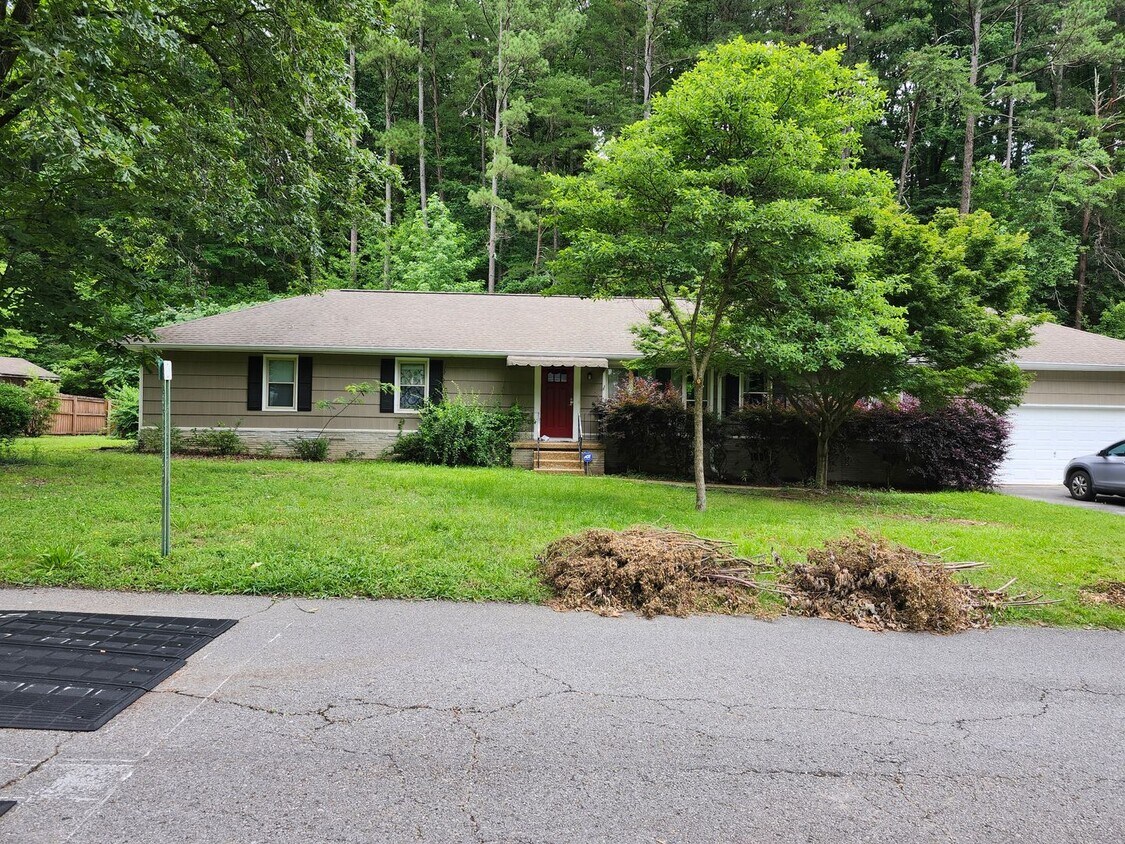 COMING IN JULY -- 3 Bedroom 2 bath Home in... - COMING IN JULY -- 3 Bedroom 2 bath Home in...