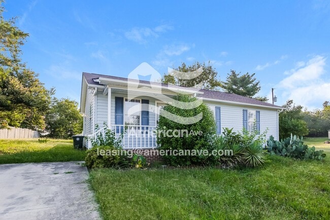 Photo - 505 Harrel St