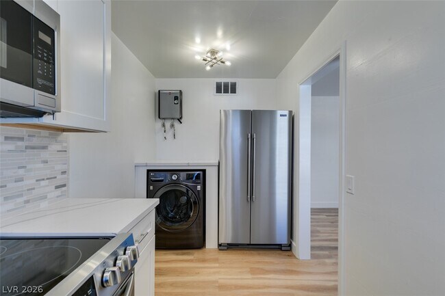 Photo - 1116 S Casino Center Blvd Unit 2