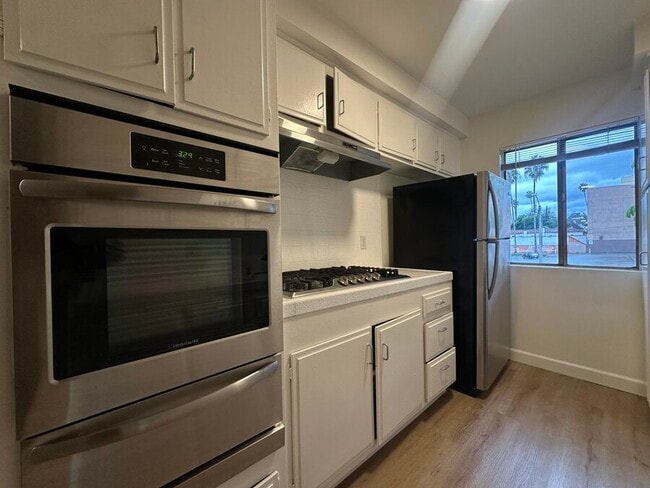 Photo - 1432 N Fairfax Ave Unit 5A