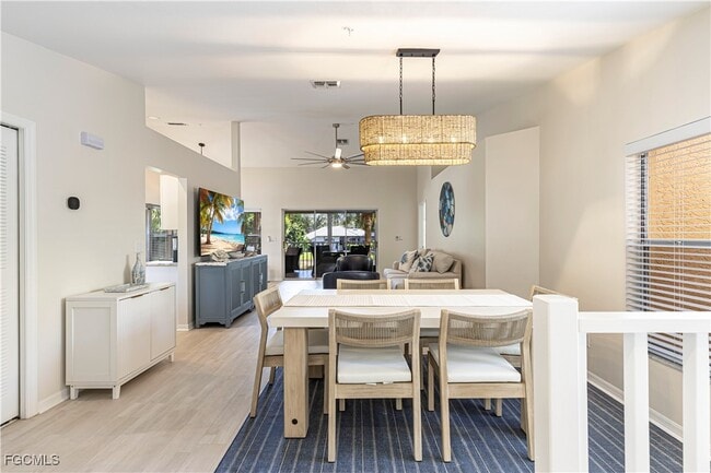 Photo - 24814 Lakemont Cove Ln Unit 201