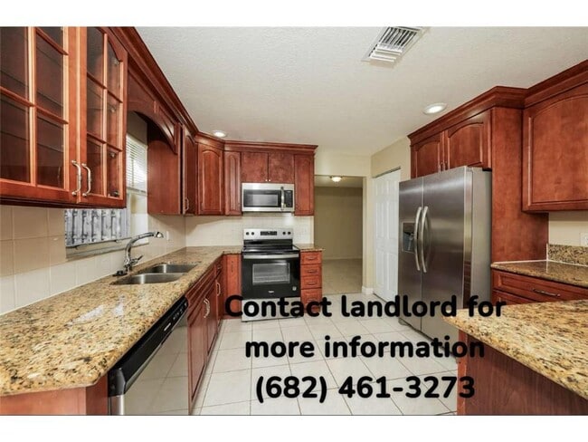 Photo - 1148 Hawthorne Ave E