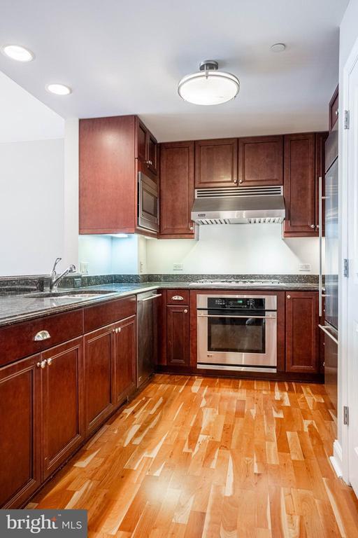 Photo - 440 S Broad St Unidad 1003