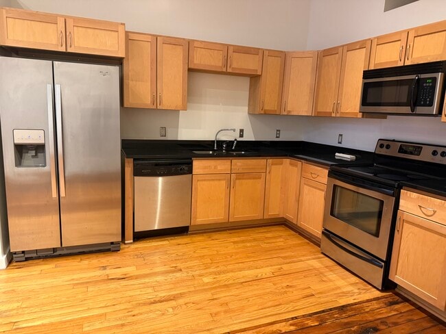 Building Photo - 1350 Rosa L Parks Blvd Unit 229