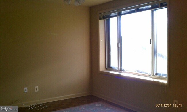Photo - 18 Cross Keys Rd Unit 18C