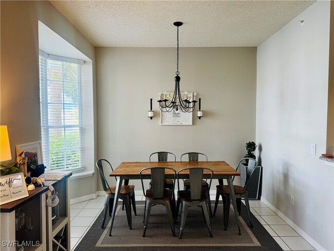 Building Photo - 57 Silver Oaks Cir Unit 103 Rental