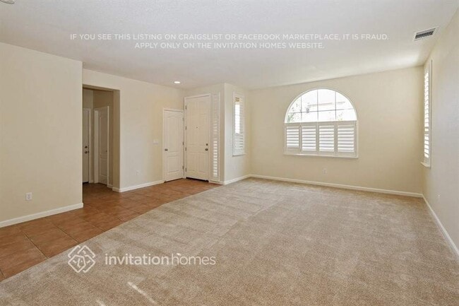 Photo - 2919 Carlingford Ln