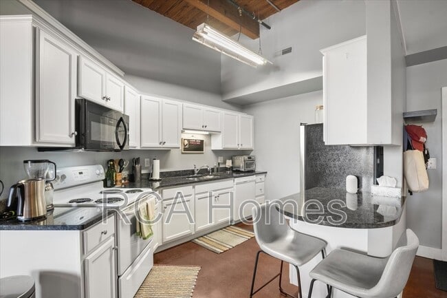 Photo - 55 S Harding St