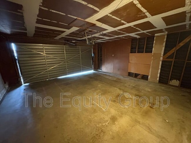 Photo - 2516 S Memory St