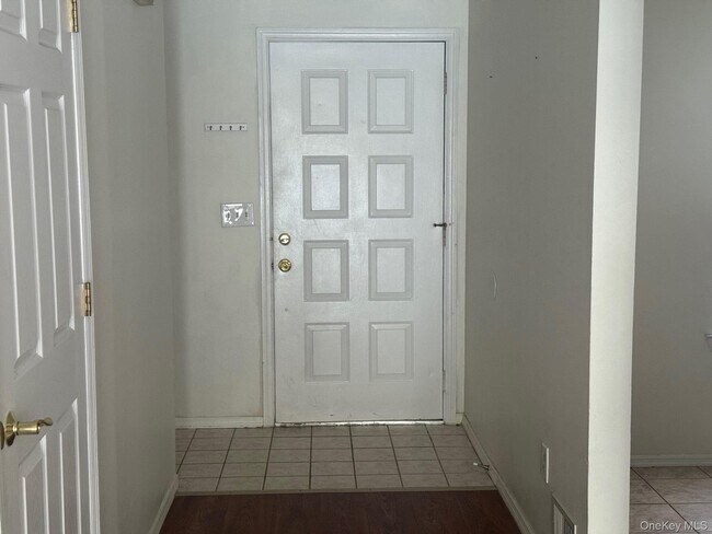 Photo - 10 Kensington Way