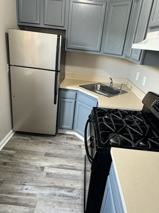 Photo - 1615 Olive St NE Unit 1