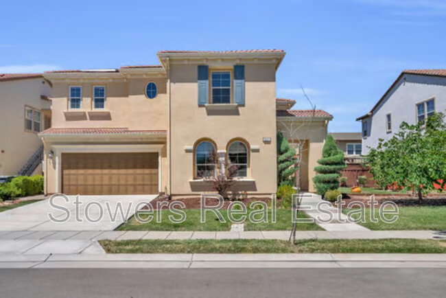 521 N Miraloma Ct - 521 N Miraloma Ct House