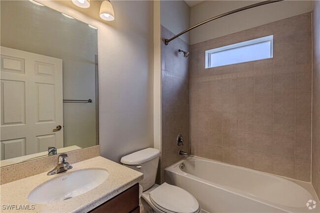 Building Photo - 2828 Inlet Cove Ln W Rental