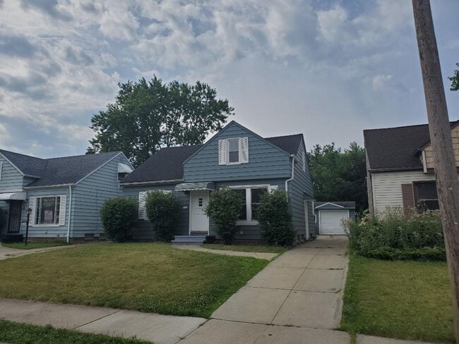 Photo - Charming 2-Bedroom Single Family Property in Prime Location