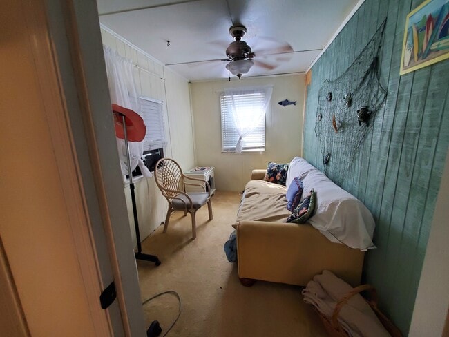 Photo - 305 Fairview Dr